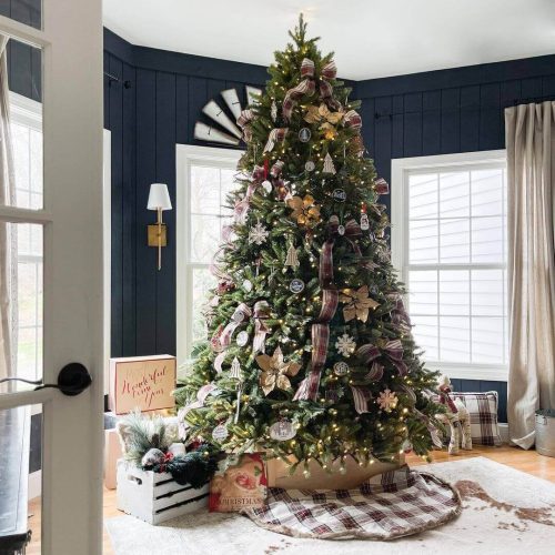 King Fraser Fir Artificial Christmas Tree6