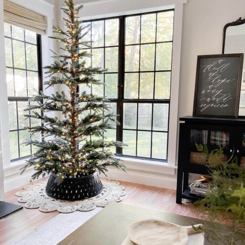 King Noble Fir Artificial Christmas Tree 2654a9b2 0da5 47d5 b460 81ef14a70d7a