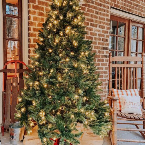 hancock spruce artificial christmas tree 571ce4cf 296e 4790 a2e0 433f5657ec31