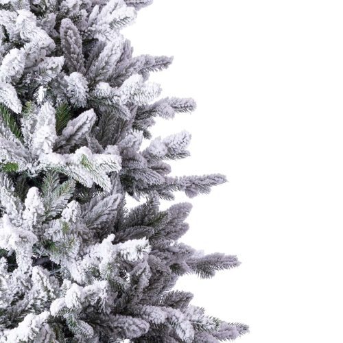 queen flock artificial christmas tree closeup 20dbb56a 6da5 4475 8052 74dc613c2e66